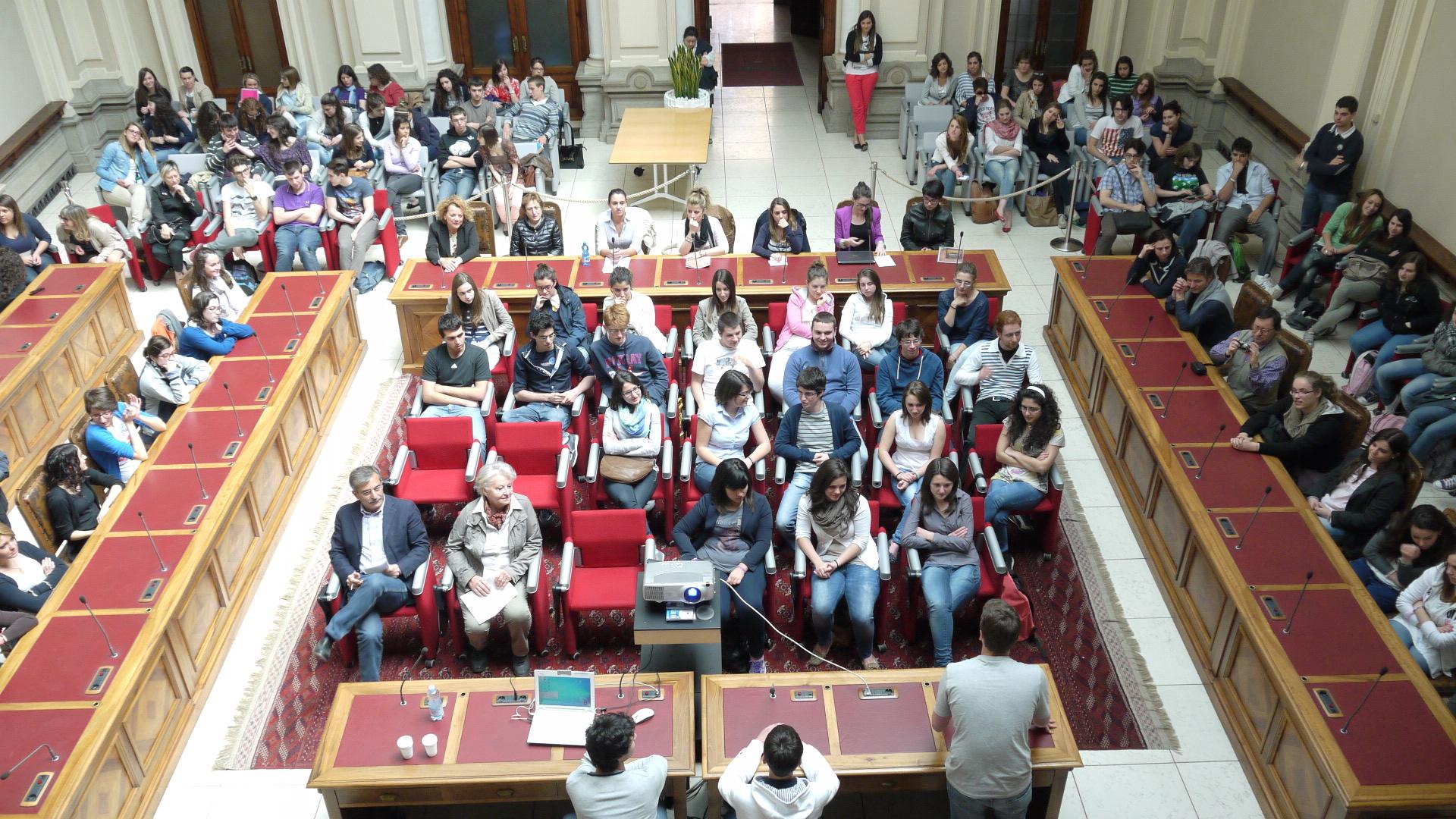 Fai giornate di primavera: il presidente Trespidi consegna gli attestati agli 'A...